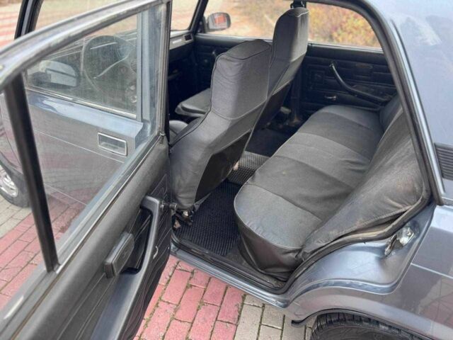 Серый ВАЗ 2107, объемом двигателя 1.5 л и пробегом 157 тыс. км за 1200 $, фото 10 на Automoto.ua