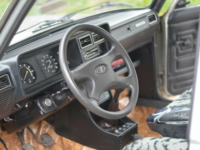 Серый ВАЗ 2107, объемом двигателя 1.5 л и пробегом 34 тыс. км за 2800 $, фото 3 на Automoto.ua