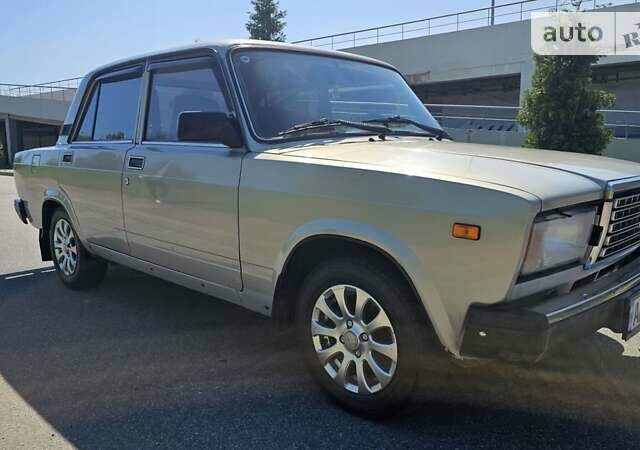 Серый ВАЗ 2107, объемом двигателя 1.5 л и пробегом 73 тыс. км за 1999 $, фото 11 на Automoto.ua