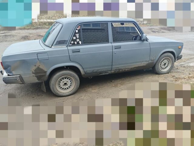 Серый ВАЗ 2107, объемом двигателя 1.5 л и пробегом 150 тыс. км за 1302 $, фото 4 на Automoto.ua