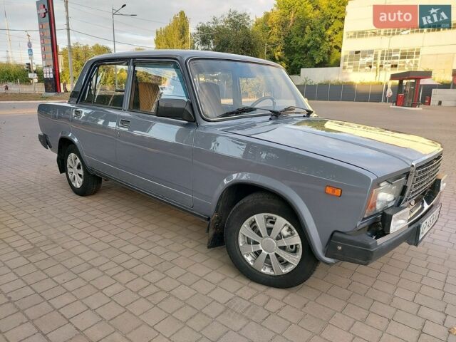 Серый ВАЗ 2107, объемом двигателя 1.5 л и пробегом 25 тыс. км за 2900 $, фото 3 на Automoto.ua