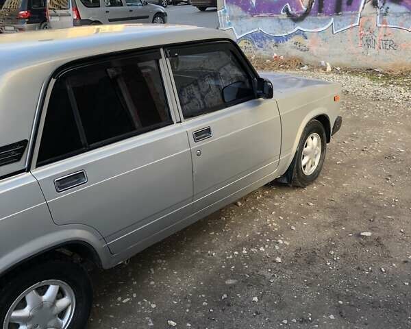 Серый ВАЗ 2107, объемом двигателя 1.5 л и пробегом 100 тыс. км за 850 $, фото 1 на Automoto.ua