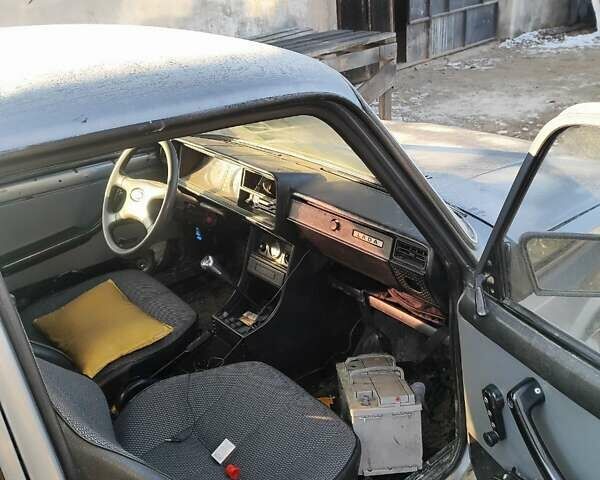 Серый ВАЗ 2107, объемом двигателя 1.45 л и пробегом 138 тыс. км за 999 $, фото 3 на Automoto.ua
