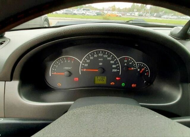 Серый ВАЗ 2107, объемом двигателя 1.6 л и пробегом 90 тыс. км за 3200 $, фото 7 на Automoto.ua