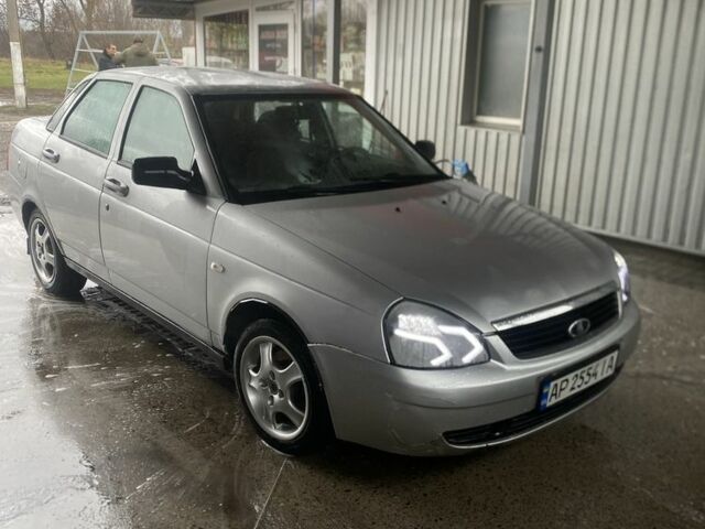 Серый ВАЗ 2107, объемом двигателя 1.6 л и пробегом 200 тыс. км за 2600 $, фото 1 на Automoto.ua