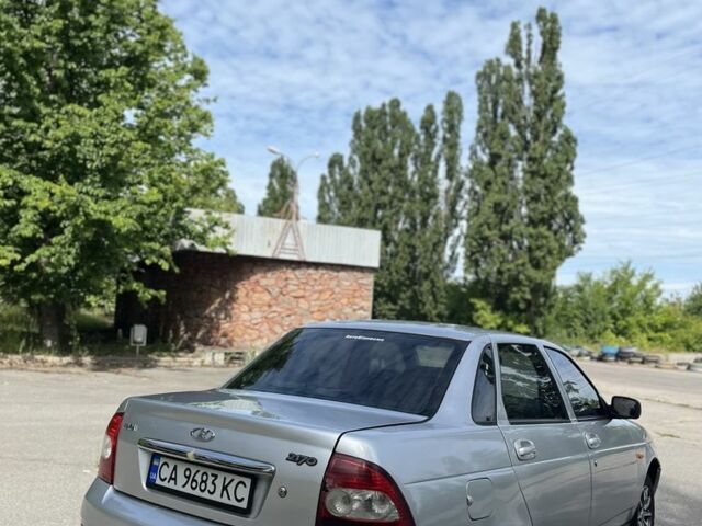 Серый ВАЗ 2107, объемом двигателя 1.6 л и пробегом 180 тыс. км за 2300 $, фото 3 на Automoto.ua