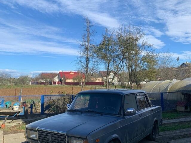 ВАЗ 2107 2008 у Чернівцях на Automoto.ua Сірий ВАЗ 2107, об'ємом двигуна 1.5 л та пробігом 42 тис. км за 700 $, фото 1 на Automoto.ua