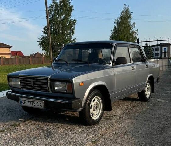 Сірий ВАЗ 2107, об'ємом двигуна 1.5 л та пробігом 150 тис. км за 1700 $, фото 1 на Automoto.ua