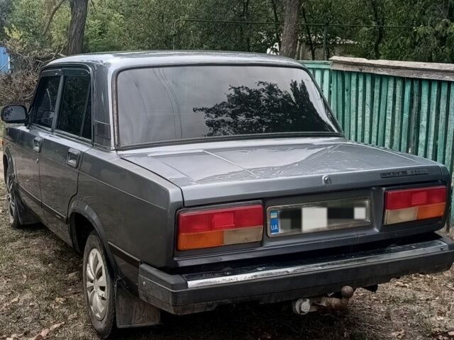 Серый ВАЗ 2107, объемом двигателя 1 л и пробегом 95 тыс. км за 1500 $, фото 1 на Automoto.ua