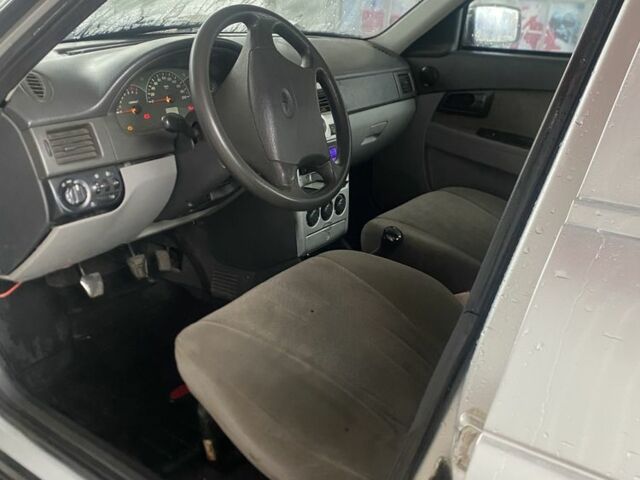 Серый ВАЗ 2107, объемом двигателя 1.6 л и пробегом 200 тыс. км за 2600 $, фото 7 на Automoto.ua