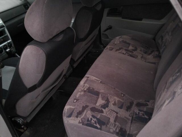 Серый ВАЗ 2107, объемом двигателя 1.6 л и пробегом 260 тыс. км за 1900 $, фото 5 на Automoto.ua