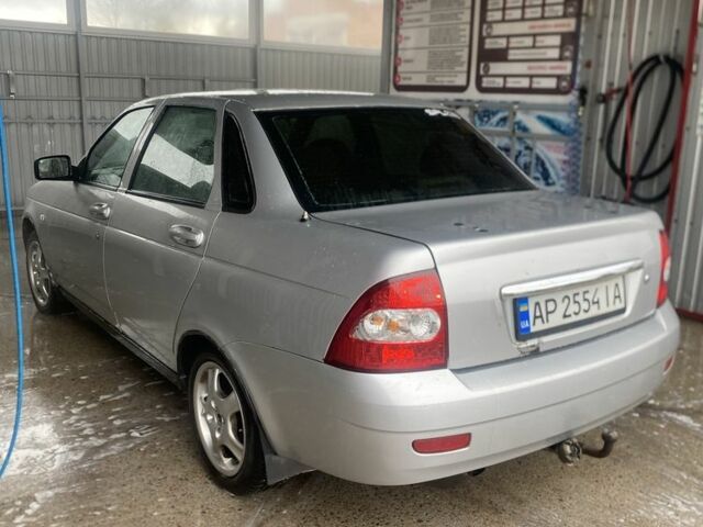 Серый ВАЗ 2107, объемом двигателя 1.6 л и пробегом 200 тыс. км за 2600 $, фото 4 на Automoto.ua