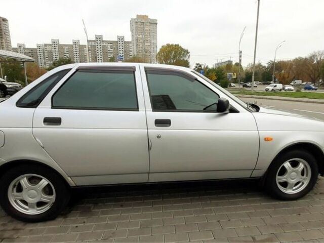 Серый ВАЗ 2107, объемом двигателя 1.6 л и пробегом 90 тыс. км за 3200 $, фото 3 на Automoto.ua