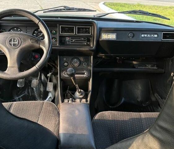 Сірий ВАЗ 2107, об'ємом двигуна 1.5 л та пробігом 150 тис. км за 1700 $, фото 6 на Automoto.ua