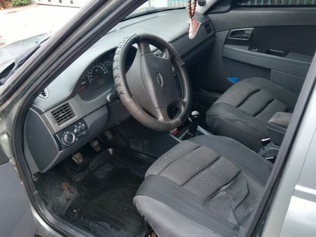 Серый ВАЗ 2107, объемом двигателя 1.6 л и пробегом 198 тыс. км за 1800 $, фото 6 на Automoto.ua