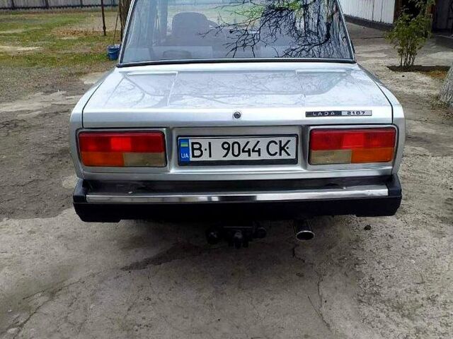 Серый ВАЗ 2107, объемом двигателя 1.5 л и пробегом 0 тыс. км за 1200 $, фото 5 на Automoto.ua
