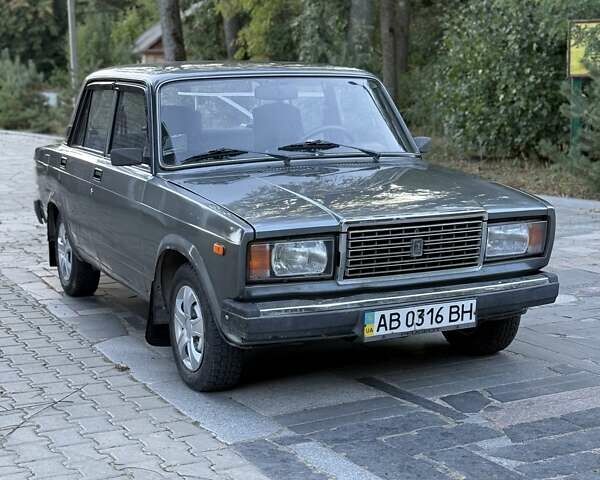 Серый ВАЗ 2107, объемом двигателя 1.6 л и пробегом 90 тыс. км за 2300 $, фото 1 на Automoto.ua