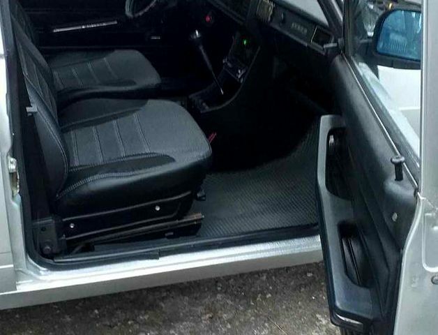 Серый ВАЗ 2107, объемом двигателя 1.5 л и пробегом 0 тыс. км за 1200 $, фото 11 на Automoto.ua