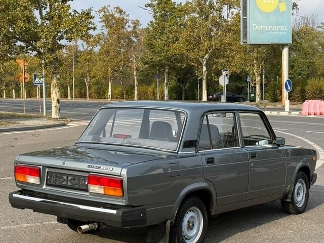 Серый ВАЗ 2107, объемом двигателя 1.6 л и пробегом 79 тыс. км за 3200 $, фото 4 на Automoto.ua