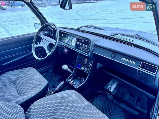 Сірий ВАЗ 2107, об'ємом двигуна 1.6 л та пробігом 54 тис. км за 3200 $, фото 6 на Automoto.ua