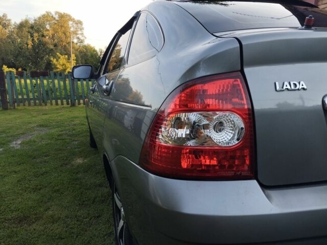 Серый ВАЗ 2107, объемом двигателя 1.6 л и пробегом 178 тыс. км за 2900 $, фото 5 на Automoto.ua