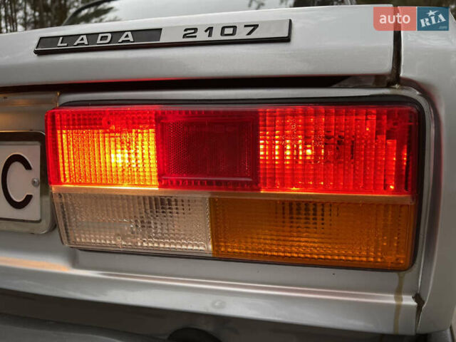 Серый ВАЗ 2107, объемом двигателя 1.6 л и пробегом 9 тыс. км за 3750 $, фото 56 на Automoto.ua
