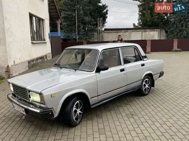 ВАЗ 2107 2011 в Хусте на Automoto.ua Серый ВАЗ 2107, объемом двигателя 1.6 л и пробегом 420 тыс. км за 1200 $, фото 6 на Automoto.ua