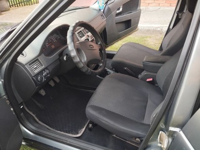 Серый ВАЗ 2107, объемом двигателя 1.6 л и пробегом 178 тыс. км за 2900 $, фото 10 на Automoto.ua