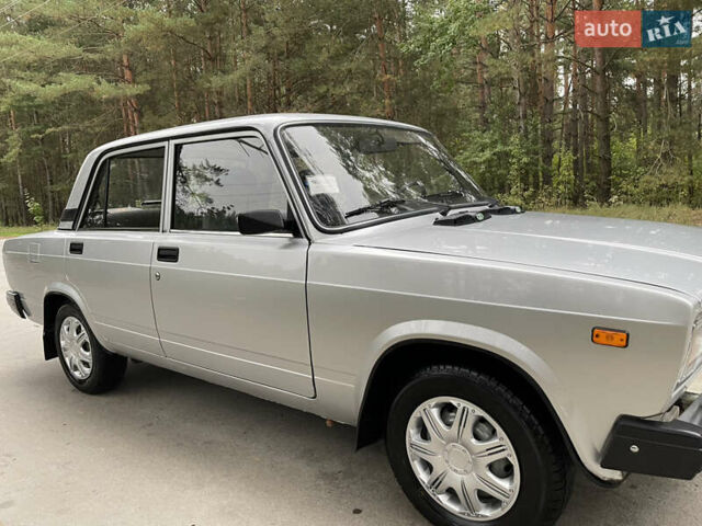 Серый ВАЗ 2107, объемом двигателя 1.6 л и пробегом 9 тыс. км за 3750 $, фото 5 на Automoto.ua