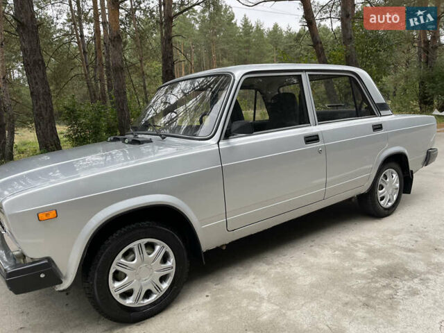 Серый ВАЗ 2107, объемом двигателя 1.6 л и пробегом 9 тыс. км за 3750 $, фото 6 на Automoto.ua