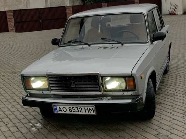 ВАЗ 2107 2011 в Хусте на Automoto.ua Серый ВАЗ 2107, объемом двигателя 1.6 л и пробегом 420 тыс. км за 1200 $, фото 2 на Automoto.ua