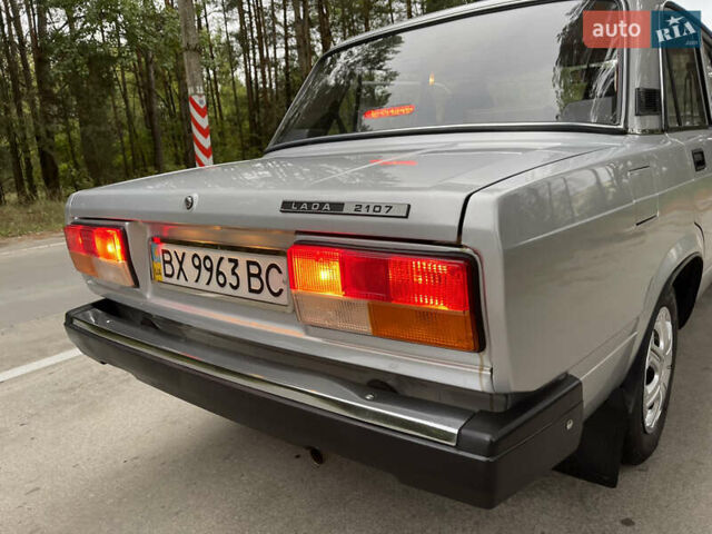 Серый ВАЗ 2107, объемом двигателя 1.6 л и пробегом 9 тыс. км за 3750 $, фото 54 на Automoto.ua
