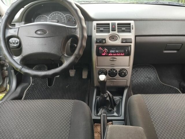 Серый ВАЗ 2107, объемом двигателя 1.6 л и пробегом 178 тыс. км за 2900 $, фото 12 на Automoto.ua