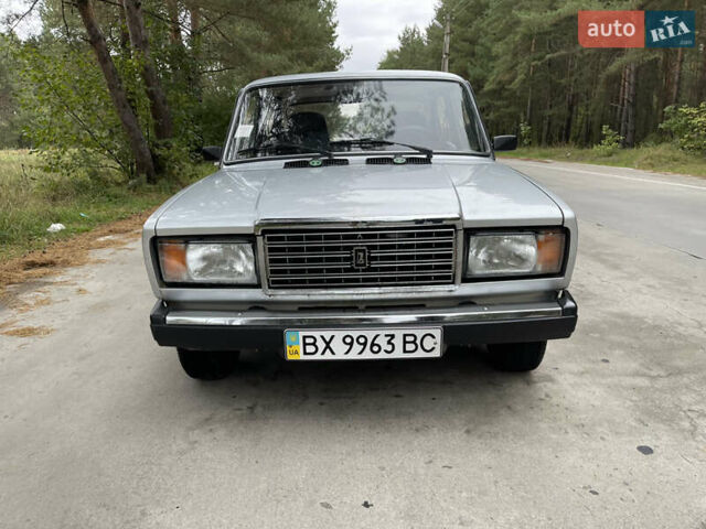 Серый ВАЗ 2107, объемом двигателя 1.6 л и пробегом 9 тыс. км за 3750 $, фото 2 на Automoto.ua