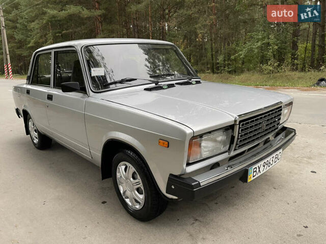 Серый ВАЗ 2107, объемом двигателя 1.6 л и пробегом 9 тыс. км за 3750 $, фото 4 на Automoto.ua