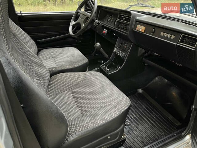 Серый ВАЗ 2107, объемом двигателя 1.6 л и пробегом 9 тыс. км за 3750 $, фото 72 на Automoto.ua