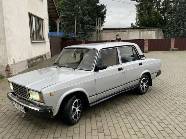 ВАЗ 2107 2011 в Хусте на Automoto.ua Серый ВАЗ 2107, объемом двигателя 1.6 л и пробегом 420 тыс. км за 1200 $, фото 7 на Automoto.ua