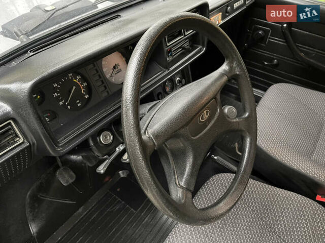 Серый ВАЗ 2107, объемом двигателя 1.6 л и пробегом 9 тыс. км за 3750 $, фото 84 на Automoto.ua