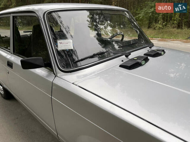 Серый ВАЗ 2107, объемом двигателя 1.6 л и пробегом 9 тыс. км за 3750 $, фото 19 на Automoto.ua