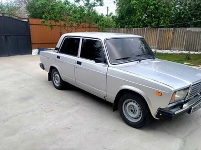 Сірий ВАЗ 2107, об'ємом двигуна 1.6 л та пробігом 53 тис. км за 2300 $, фото 6 на Automoto.ua