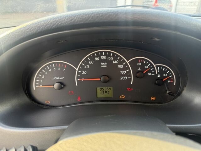 Сірий ВАЗ 2107, об'ємом двигуна 1.6 л та пробігом 195 тис. км за 3000 $, фото 5 на Automoto.ua