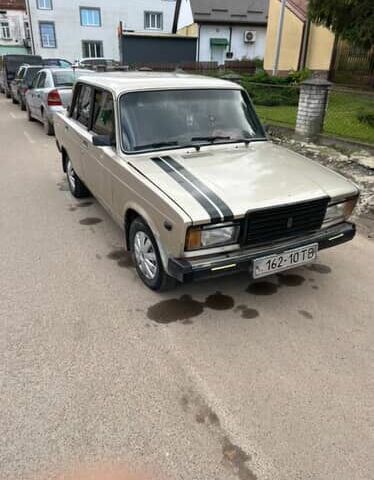 Серый ВАЗ 2107, объемом двигателя 1.2 л и пробегом 98 тыс. км за 478 $, фото 2 на Automoto.ua