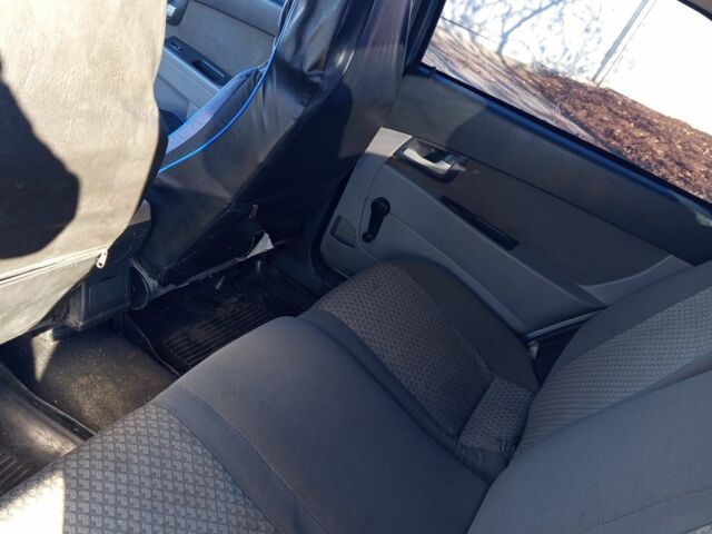 Сірий ВАЗ 2107, об'ємом двигуна 1.6 л та пробігом 240 тис. км за 2000 $, фото 6 на Automoto.ua