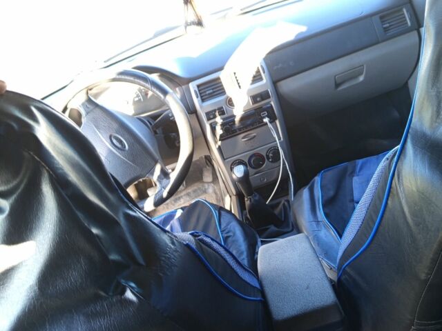 Сірий ВАЗ 2107, об'ємом двигуна 1.6 л та пробігом 240 тис. км за 2000 $, фото 9 на Automoto.ua