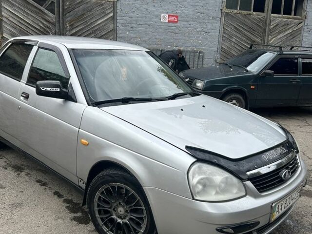 ВАЗ 2107 2009 в Радомышле на Automoto.ua Серый ВАЗ 2107, объемом двигателя 1.6 л и пробегом 300 тыс. км за 2700 $, фото 3 на Automoto.ua