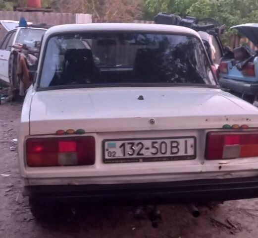 Синий ВАЗ 2107, объемом двигателя 0 л и пробегом 240 тыс. км за 500 $, фото 5 на Automoto.ua