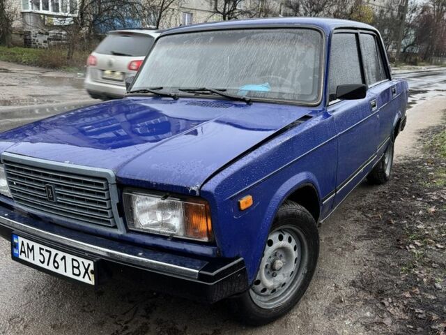 Синий ВАЗ 2107, объемом двигателя 1.5 л и пробегом 3 тыс. км за 714 $, фото 3 на Automoto.ua