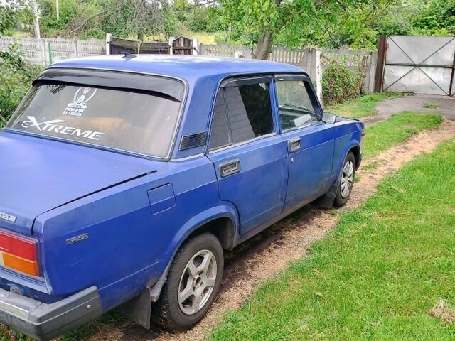 Синий ВАЗ 2107, объемом двигателя 0 л и пробегом 100 тыс. км за 605 $, фото 3 на Automoto.ua