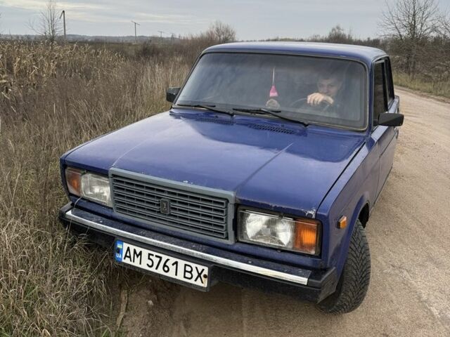 Синий ВАЗ 2107, объемом двигателя 1.5 л и пробегом 3 тыс. км за 714 $, фото 4 на Automoto.ua