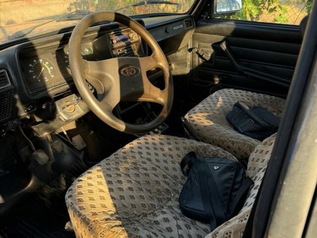Синій ВАЗ 2107, об'ємом двигуна 1.6 л та пробігом 170 тис. км за 800 $, фото 4 на Automoto.ua